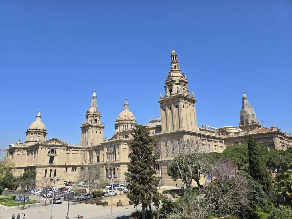 Muzeum Narodowe Sztuki Katalonii (MNAC)