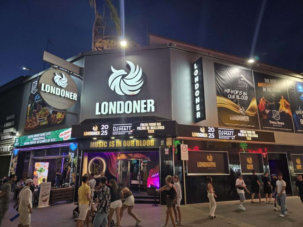 Życie Nocne i Rozrywka